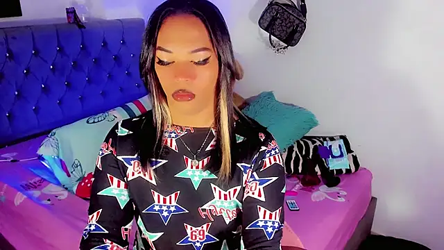 Snapshot of Zakura_hot1 chatting on November 2025 08:57:02 AM Zakura hot1 online show from November 2025 08:57:02 AM