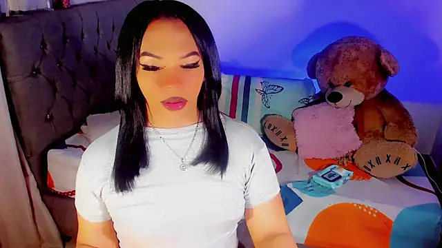 Snapshot of Zakura_hot1 chatting on January 2026 02:26:01 AM Zakura hot1 online show from January 2026 02:26:01 AM