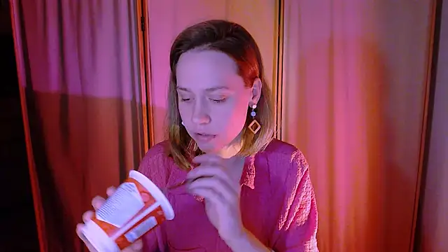 Malinax online show from October 2025 10:40:02 PM