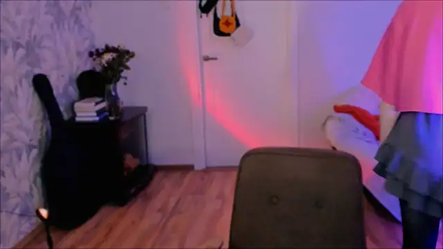 Malinax online show from April 2026 09:50:02 PM