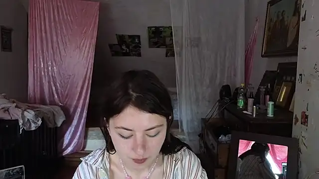 Snapshot of MAMA69LAMA chatting on May 2026 11:06:02 AM MAMA69LAMA online show from May 2026 11:06:02 AM