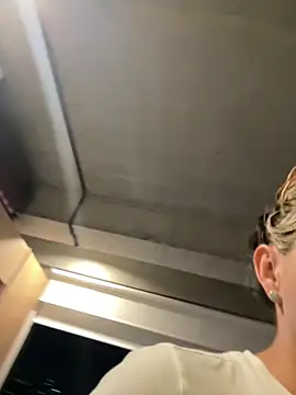 emma oxford online show from March 2026 11:40:01 PM