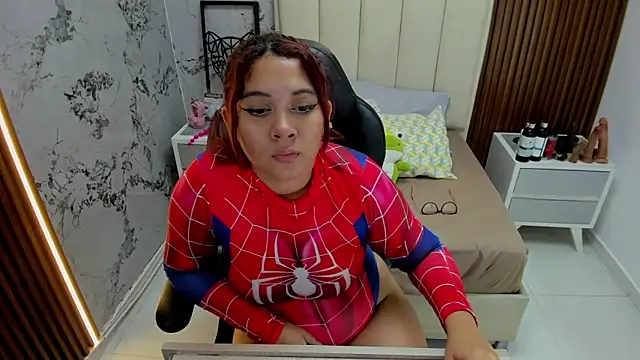 MADISON ROWAN1 online show from November 2025 03:17:01 AM