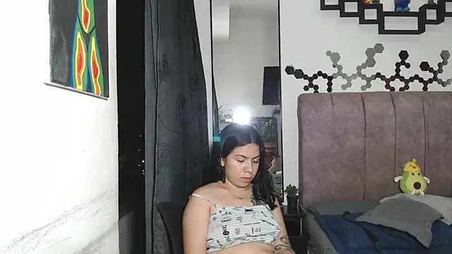 Snapshot of Liza_Thurner chatting on February 2025 02:53:01 AM Liza Thurner online show from February 2025 02:53:01 AM