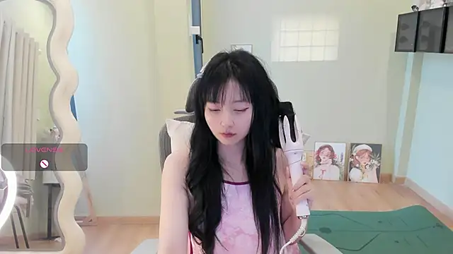 Nery Asian online show from April 2026 08:18:02 AM