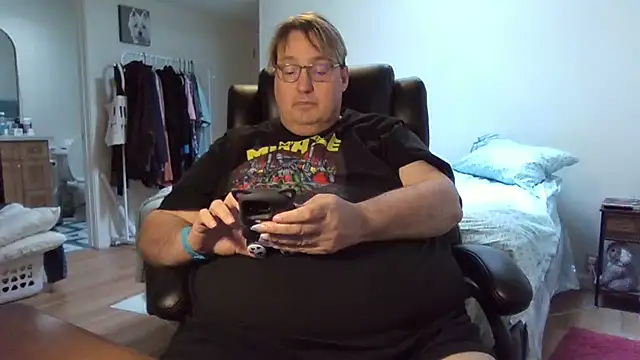 Snapshot of wvalentino chatting on February 2025 11:02:01 PM wvalentino online show from February 2025 11:02:01 PM