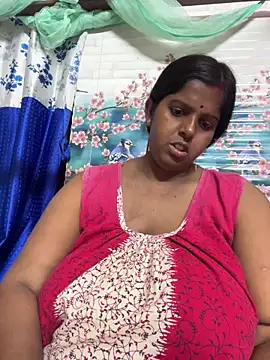 Beauty-queen online show from March 2026 01:17:01 PM