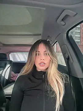 Alirawrz online show from February 2025 01:06:01 PM