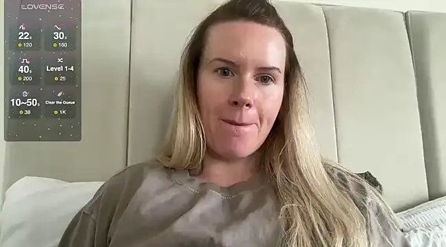 Snapshot of redheadrosie69 chatting on March 2025 10:40:02 AM redheadrosie69 online show from March 2025 10:40:02 AM