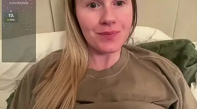 Snapshot of redheadrosie69 chatting on March 2025 08:09:02 PM redheadrosie69 online show from March 2025 08:09:02 PM