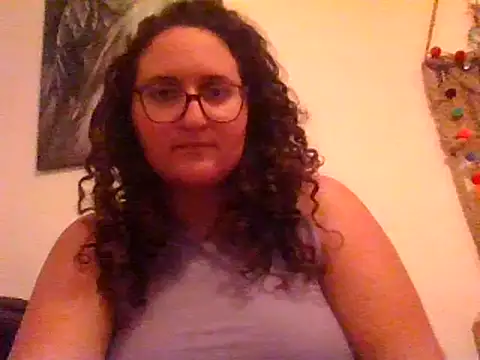 Snapshot of juicyrubies chatting on March 2025 03:17:02 PM juicyrubies online show from March 2025 03:17:02 PM