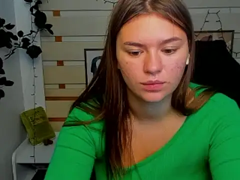 Josephine Kiss online show from July 2026 09:57:01 AM