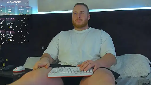 Snapshot of RoddyStill chatting on January 2025 10:47:01 AM RoddyStill online show from January 2025 10:47:01 AM