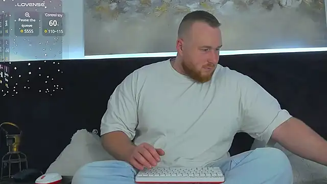 Snapshot of RoddyStill chatting on March 2025 08:08:01 AM RoddyStill online show from March 2025 08:08:01 AM