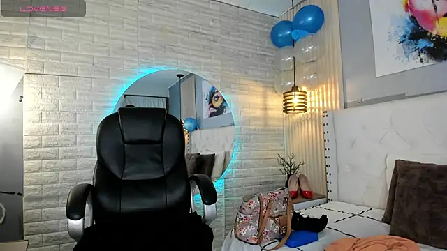 sussy  stone online show from June 2026 11:57:01 AM