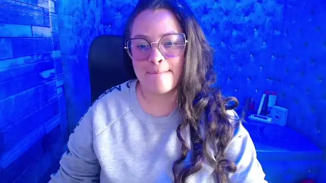 SaraThomso online show from September 2025 03:30:02 AM