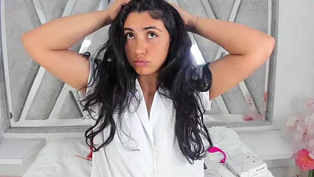 Danna 777  online show from March 2025 08:20:02 PM