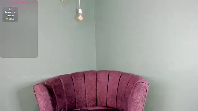 Danna 777  online show from September 2025 09:50:01 PM