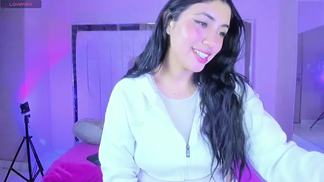 Danna 777  online show from February 2026 05:52:01 AM