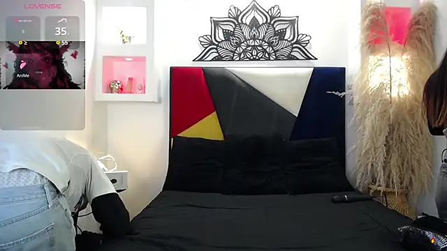 Tifanny Sweett online show from October 2025 03:28:01 AM