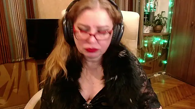 Miss Tress online show from March 2026 09:39:02 PM