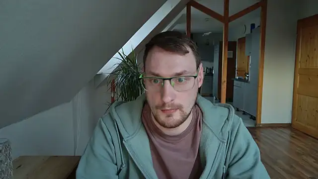 Snapshot of Relsxboy chatting on February 2025 04:56:02 PM Relsxboy online show from February 2025 04:56:02 PM