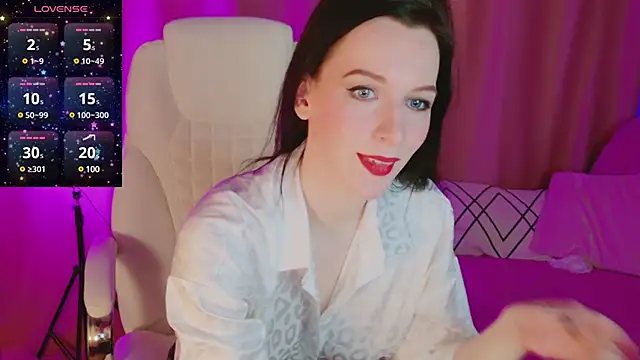 AndreaAshton online show from February 2025 05:02:02 PM