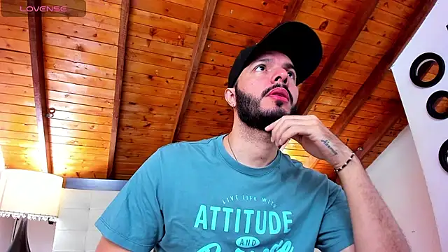 Tom Bailey online show from November 2025 12:41:02 PM