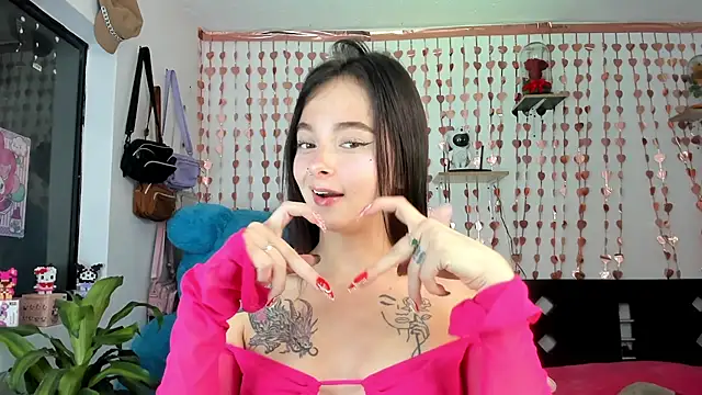 Snapshot of lucyy_tay chatting on September 2025 01:42:02 AM lucyy tay online show from September 2025 01:42:02 AM