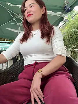 Emily 9xx online show from December 2024 06:31:01 AM