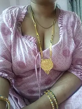 cuteyqueen online show from January 2026 07:22:01 AM