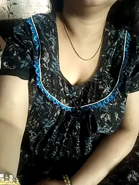 Snapshot of cuteyqueen chatting on February 2026 07:26:01 AM cuteyqueen online show from February 2026 07:26:01 AM