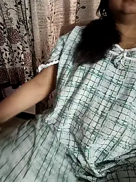 Snapshot of cuteyqueen chatting on February 2026 07:26:01 AM cuteyqueen online show from February 2026 07:26:01 AM