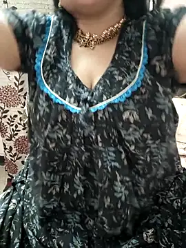 cuteyqueen online show from March 2026 11:48:01 AM