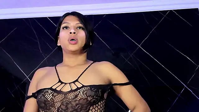 KimberlyCutee online show from November 2025 12:30:01 PM