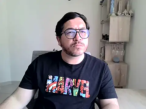 OsoMaduro12 online show from January 2026 03:47:01 PM