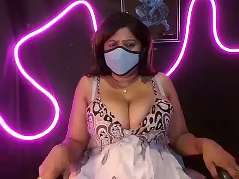 Snapshot of Addy_Xl chatting on February 2025 09:04:01 PM Addy Xl online show from February 2025 09:04:01 PM