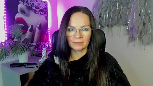 HelenLuxx online show from March 2026 03:51:01 PM