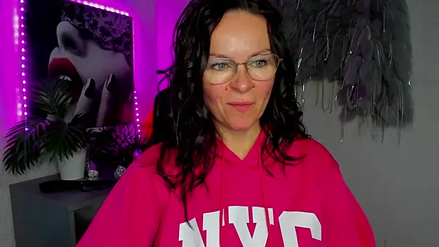 HelenLuxx online show from March 2026 07:16:02 AM