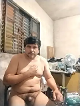 Claudiop2061 online show from June 2026 05:35:01 PM