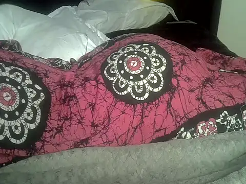 Its tyra online show from February 2026 08:52:01 PM