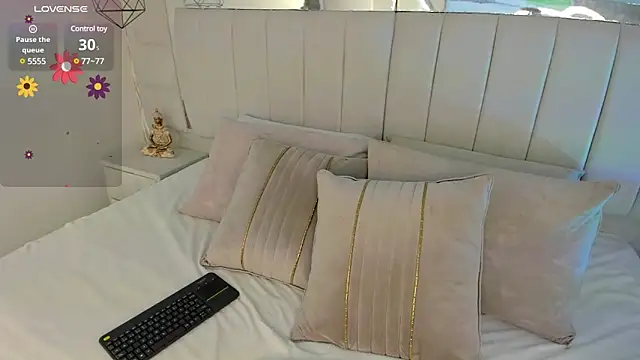 1m dalhia online show from February 2025 10:02:01 PM