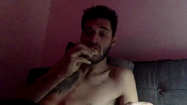 Snapshot of Loorenz_Xxx chatting on December 2024 08:57:02 PM Loorenz Xxx online show from December 2024 08:57:02 PM