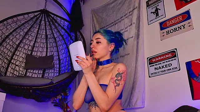 AriaVoss online show from March 2026 10:59:02 PM