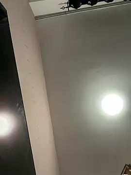 AriaVoss online show from April 2026 03:19:02 PM