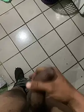 Snapshot of nowex18 chatting on February 2026 12:07:02 AM nowex18 online show from February 2026 12:07:02 AM