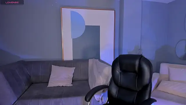 Snapshot of AllyJensen chatting on March 2025 10:59:02 AM AllyJensen online show from March 2025 10:59:02 AM