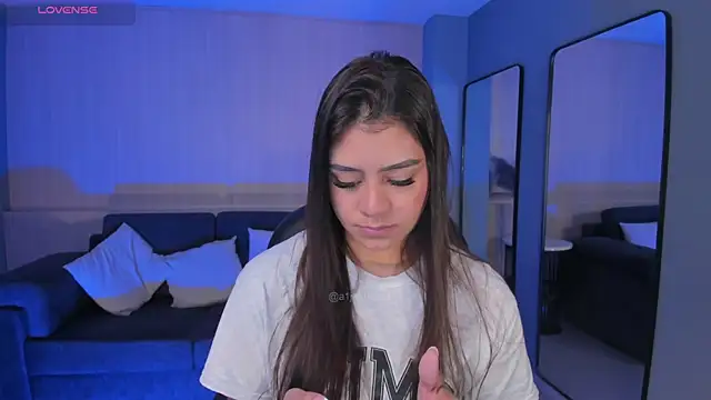 Snapshot of AllyJensen chatting on December 2025 10:12:01 AM AllyJensen online show from December 2025 10:12:01 AM