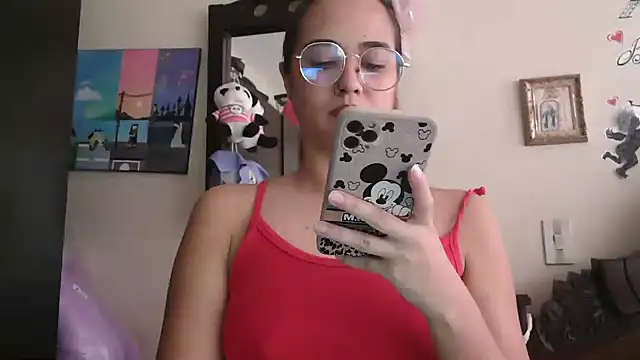 trianabell online show from March 2026 06:13:01 PM