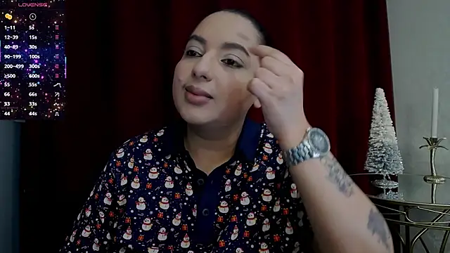 BustyAllyy online show from November 2025 06:54:01 PM